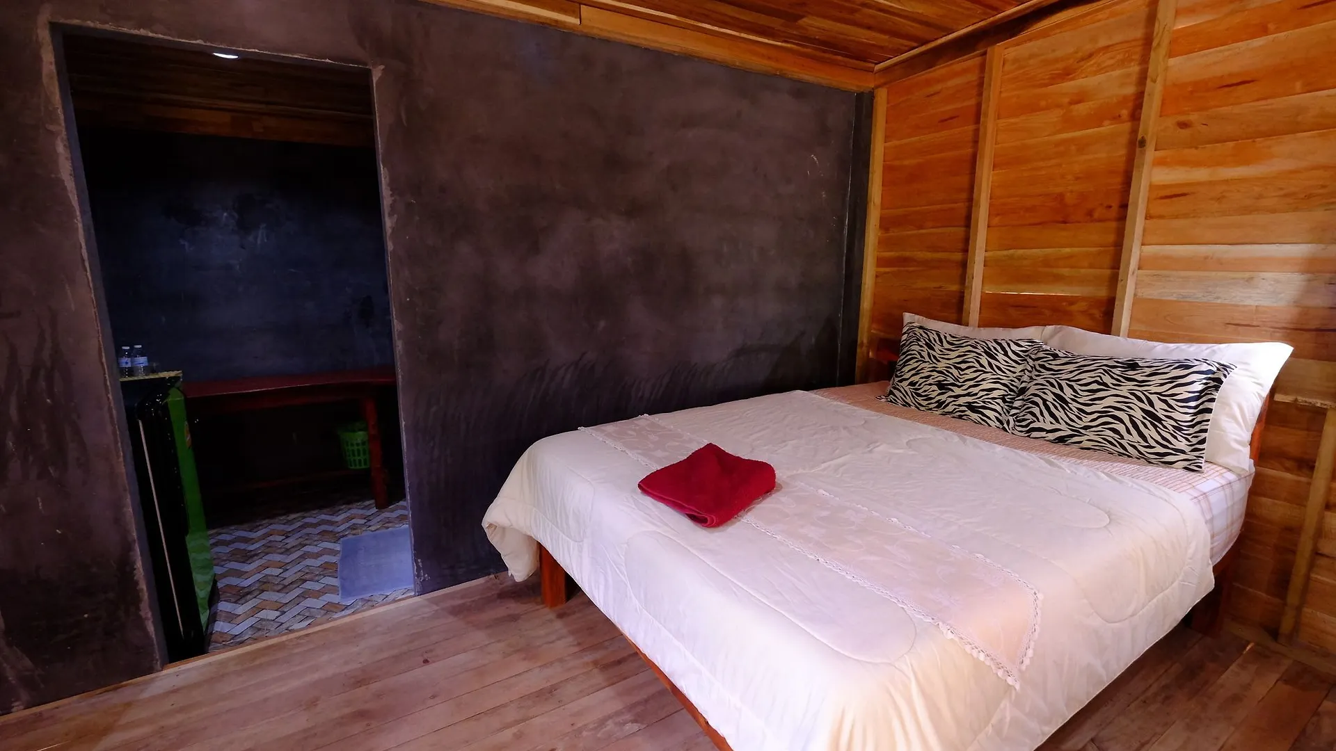 Hotel Mada Lanta Mai Keaw Ko Lanta 2*,  Thailand